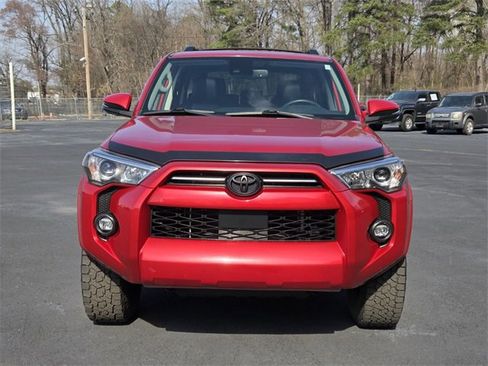Used 2021 Toyota 4Runner SR5 Premium w/ Moonroof Package image 14