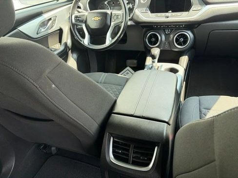 Used 2020 Chevrolet Blazer LT FWD image 38