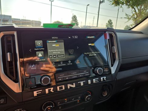 New 2025 Nissan Frontier SV AWD/4WD image 21