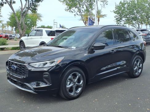 Used 2023 Ford Escape ST-Line w/ Equipment Group 301A FWD image 8