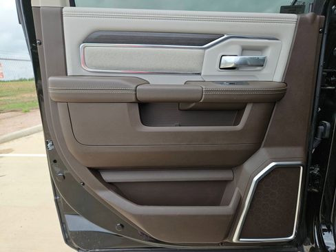 New 2026 RAM 3500 Laramie AWD/4WD image 15