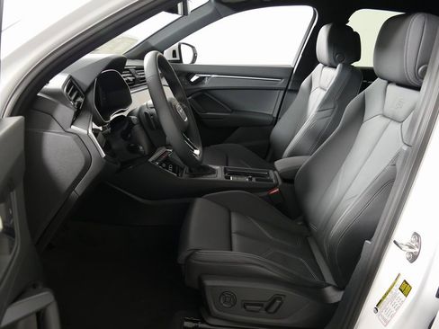 New 2025 Audi Q3 2.0T Premium image 10