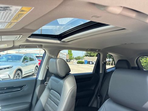 Used 2025 Honda CR-V EX-L image 17