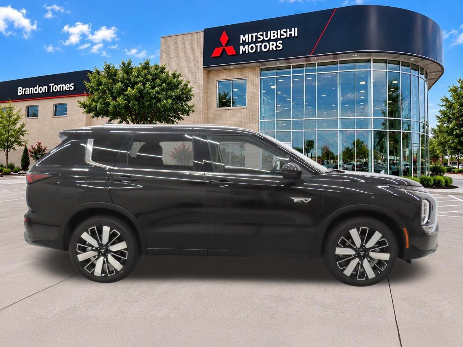 New 2026 Mitsubishi Outlander SEL AWD/4WD image 2