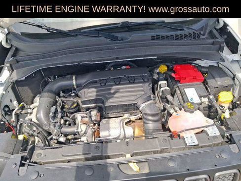 Certified 2023 Jeep Renegade Trailhawk w/ Trailhawk Elite Group AWD/4WD image 34