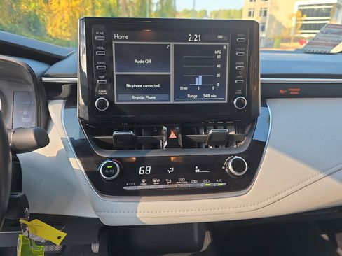 Used 2020 Toyota Corolla SE image 19