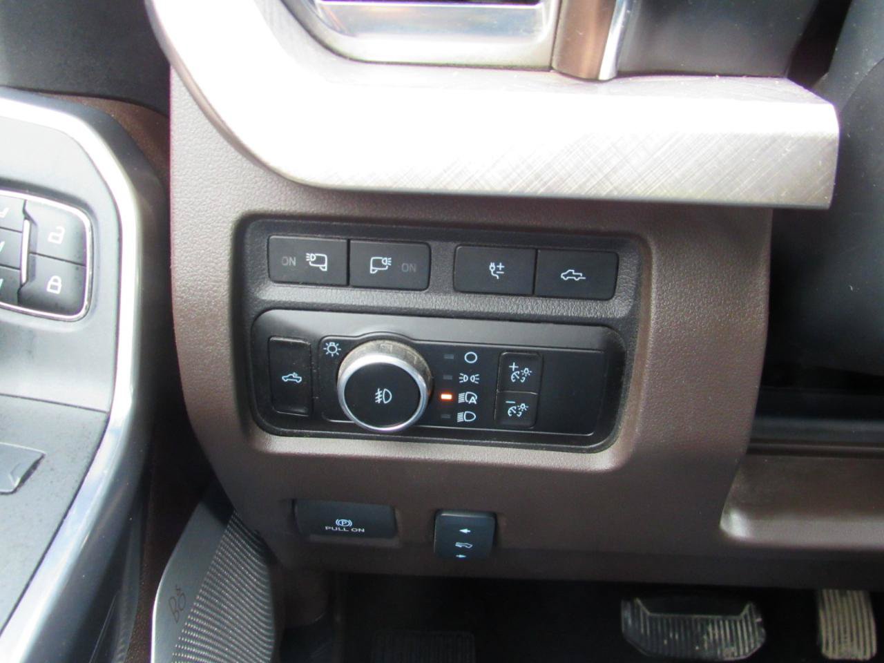 Used 2024 Ford F350 King Ranch w/ Chrome Package AWD/4WD image 24