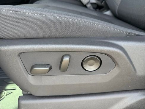 New 2026 GMC Sierra 2500 SLE image 11