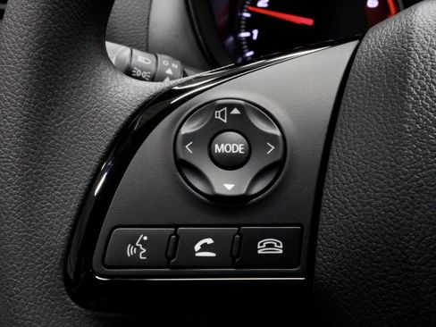 New 2025 Mitsubishi Eclipse Cross LE image 19