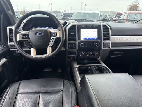 Used 2020 Ford F250 Lariat image 16