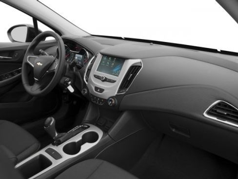 Used 2017 Chevrolet Cruze LS image 19