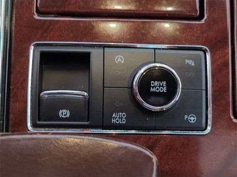 Used 2020 Lincoln Navigator Black Label image 36