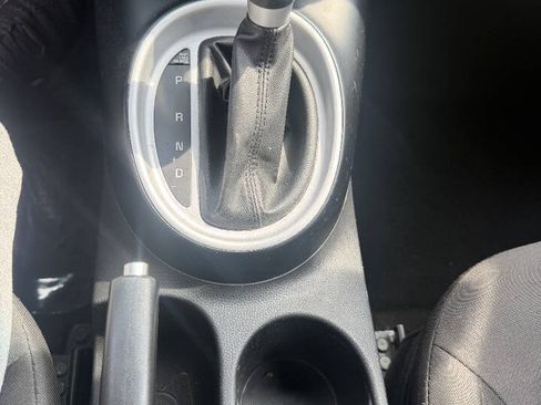 Used 2016 Kia Soul FWD image 32