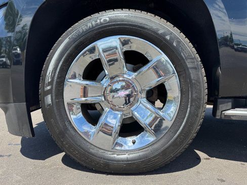 Used 2015 Chevrolet Tahoe LTZ AWD/4WD image 13