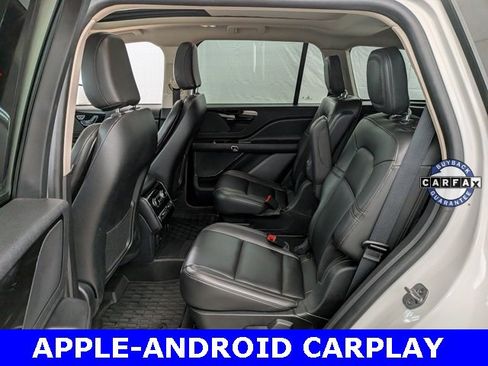 Used 2022 Lincoln Aviator AWD w/ Premium Package image 18