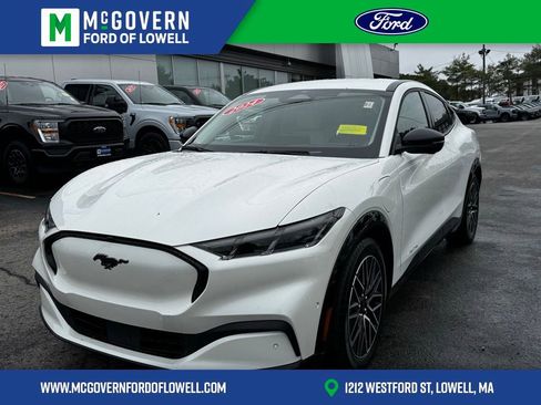 Used 2024 Ford Mustang Mach-E Premium image 1
