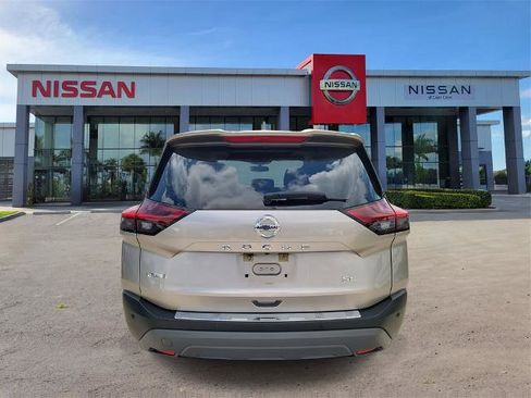 Certified 2021 Nissan Rogue SL image 6