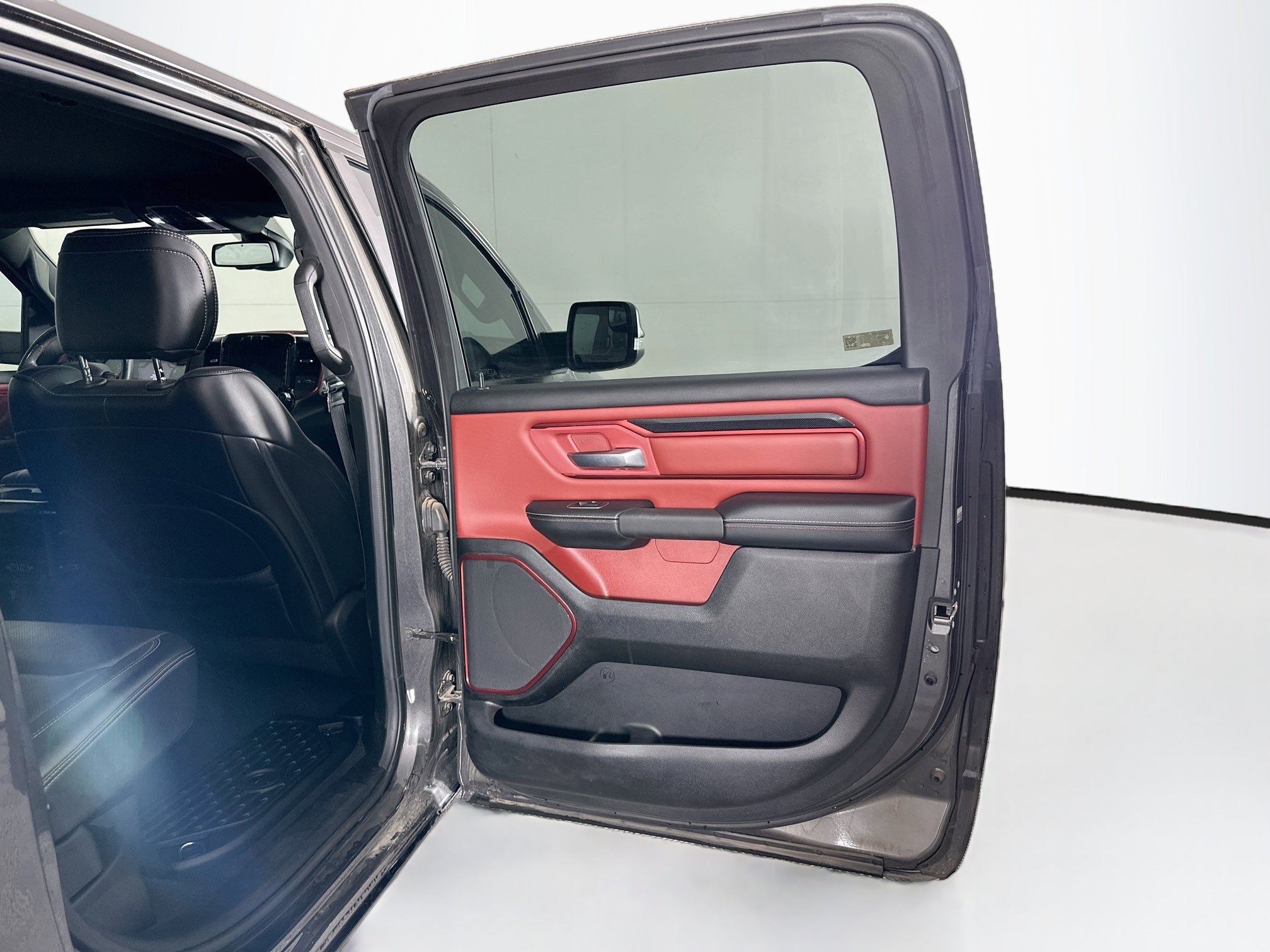 Used 2019 RAM 1500 Rebel w/ Rebel Level 2 Equipment Group AWD/4WD image 31
