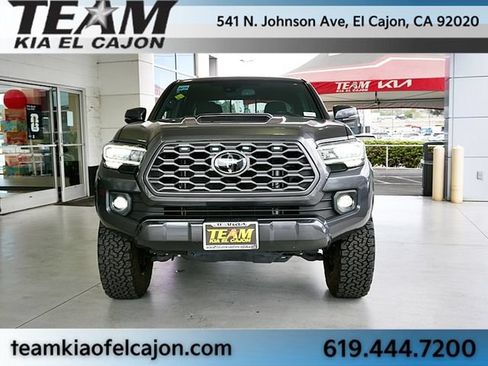 Used 2022 Toyota Tacoma TRD Sport w/ Black Out Package (TMS) AWD/4WD image 5