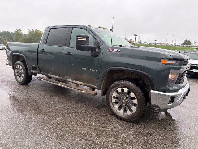 Used 2025 Chevrolet Silverado 2500 LT w/ All Star Edition AWD/4WD image 12