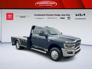 Used 2026 RAM 3500 Tradesman w/ Chrome Appearance Group video 1