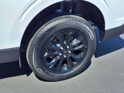 Used 2023 Ford Maverick Lariat w/ Lariat Luxury Package AWD/4WD image 28