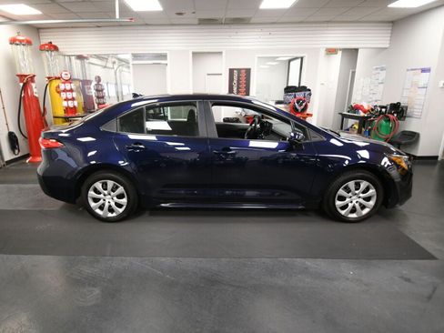 Certified 2024 Toyota Corolla LE FWD image 8