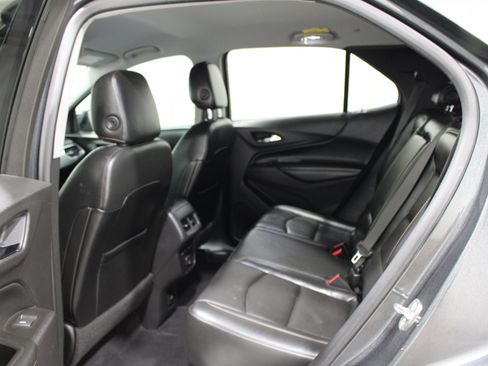 Used 2019 Chevrolet Equinox Premier FWD image 22