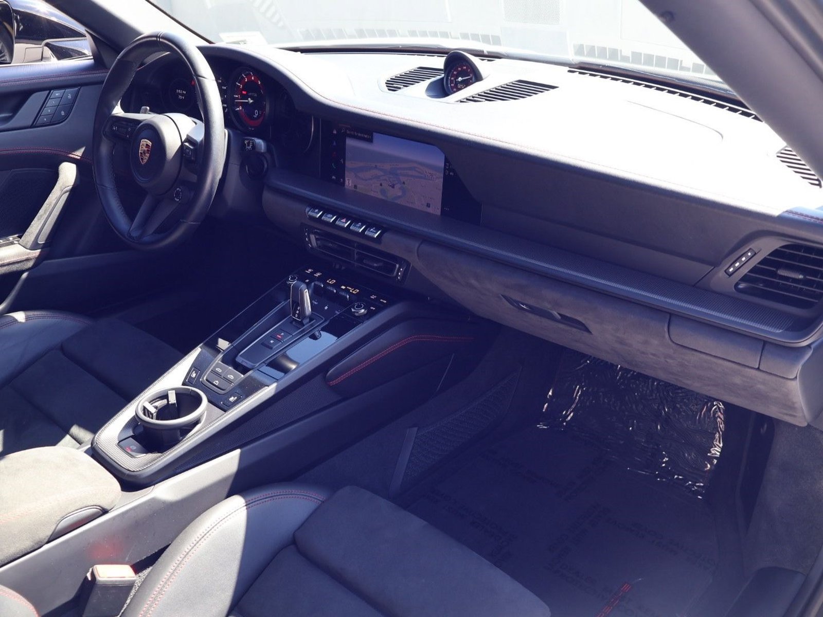 Certified 2024 Porsche 911 Carrera GTS RWD image 25