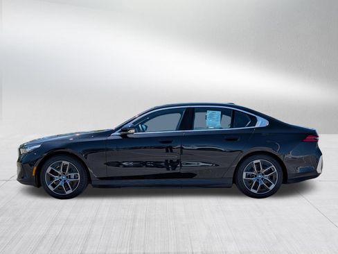 Used 2024 BMW i5 eDrive40i w/ Premium Package RWD image 7