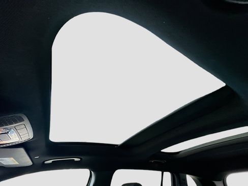 Used 2024 Mercedes-Benz GLB 250 image 22