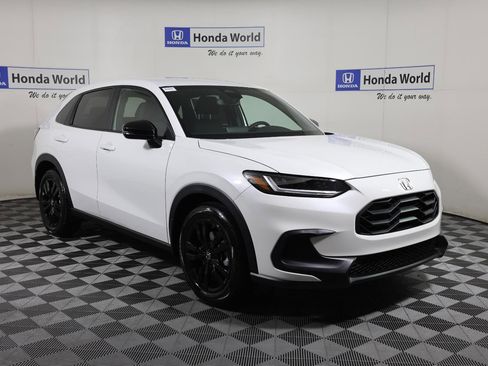 New 2026 Honda HR-V Sport image 3