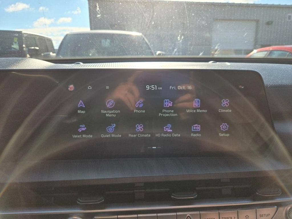 Used 2023 Kia Telluride EX w/ EX Captain's Chair Package FWD image 12