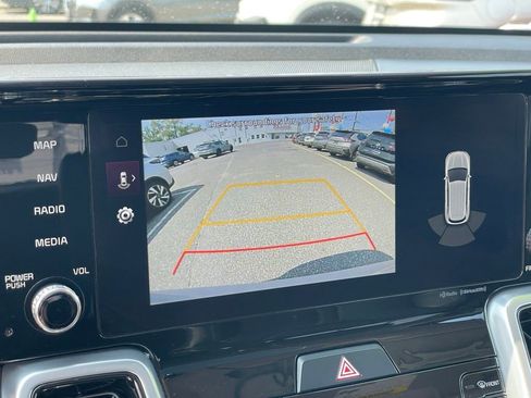 Used 2022 Kia Sorento SX image 17