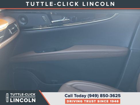 Certified 2022 Lincoln Nautilus Reserve w/ Luxury Package image 21