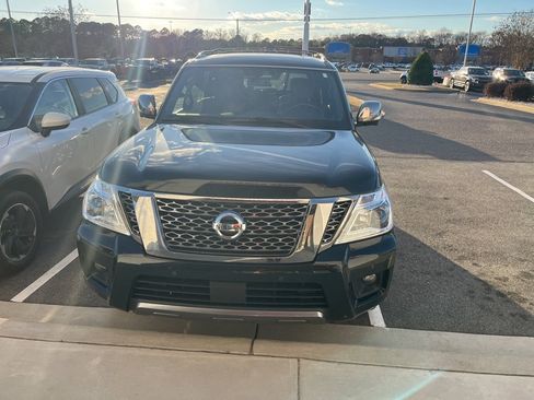 Used 2020 Nissan Armada Platinum w/ Platinum Reserve Package image 2