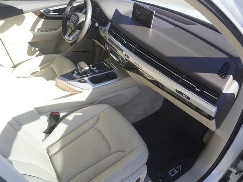 Used 2019 Audi Q7 2.0T Premium Plus image 21