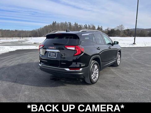 Used 2023 GMC Terrain SLT image 8