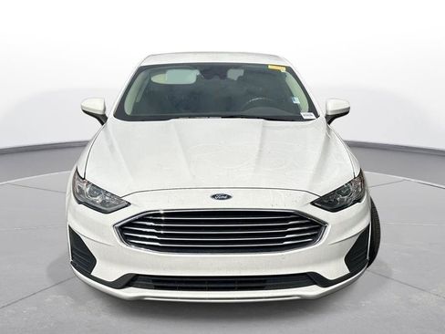 Used 2020 Ford Fusion SE FWD image 3
