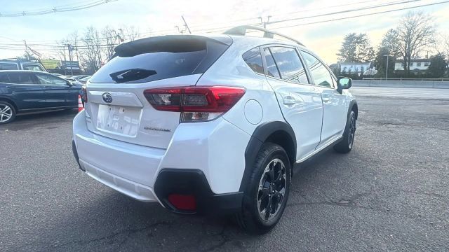Used 2023 Subaru Crosstrek 2.0i AWD/4WD image 5