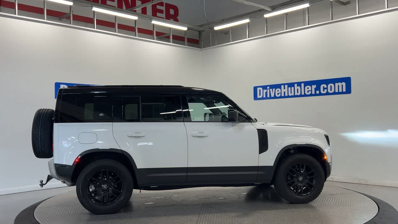 Used 2023 Land Rover Defender 110 S AWD/4WD image 3