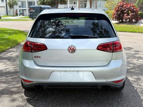 Used 2016 Volkswagen GTI SE FWD image 4
