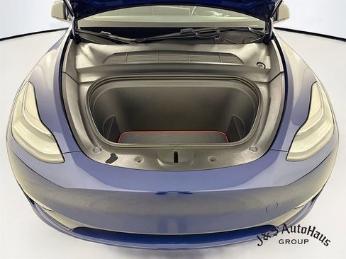 Used 2023 Tesla Model Y Long Range image 35