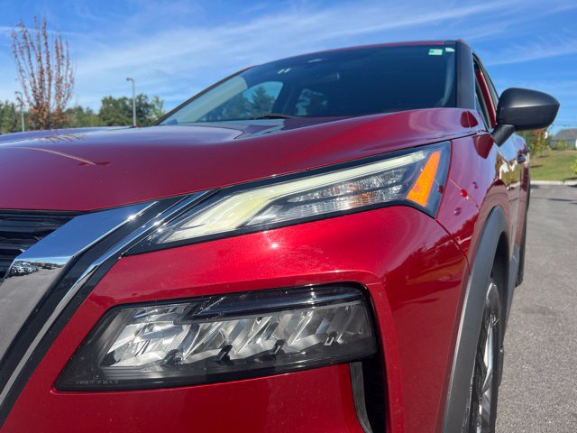 Used 2023 Nissan Rogue S AWD/4WD image 33