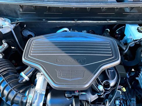 Used 2023 Cadillac XT6 Premium Luxury FWD image 33