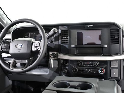 New 2026 Ford F250 XL w/ XL Off-Road Package image 8