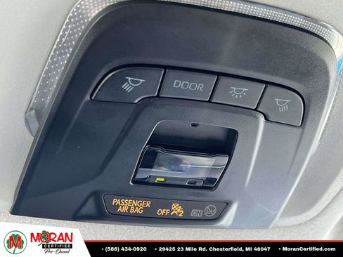 Used 2024 Toyota Corolla Cross L FWD image 28