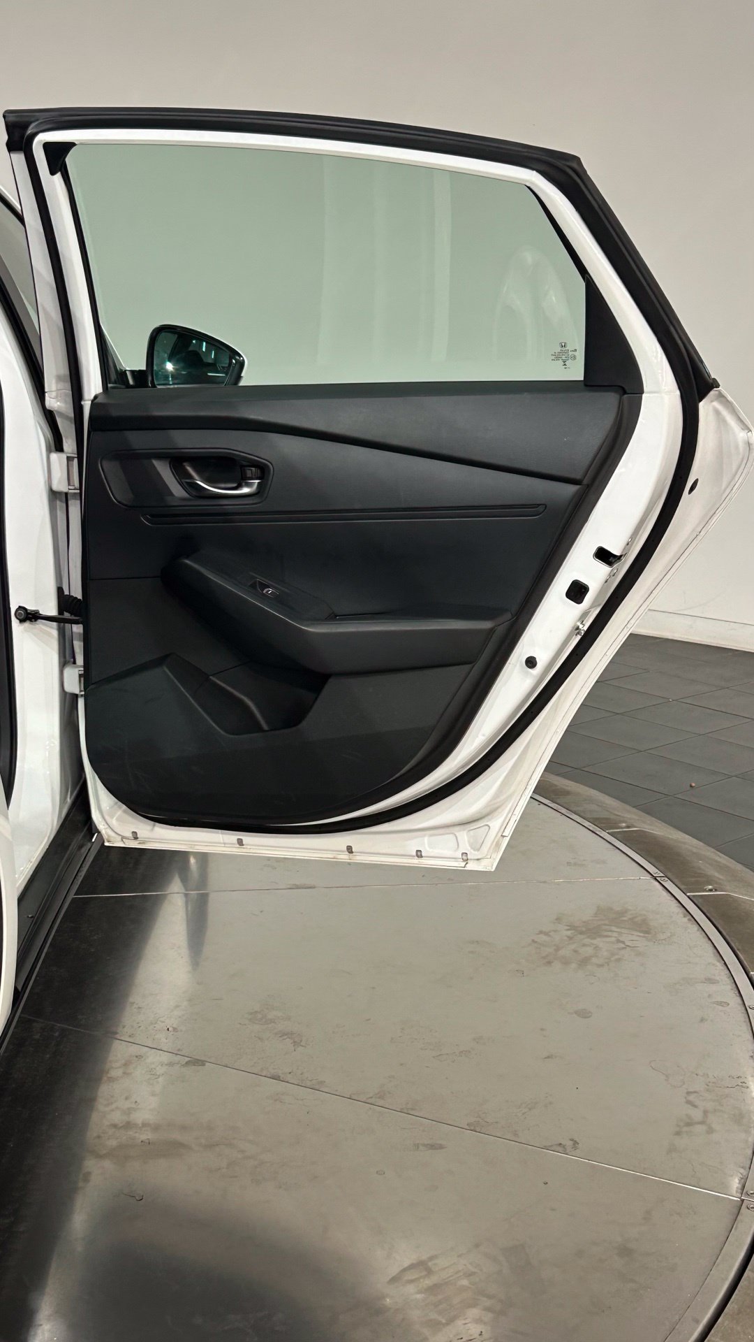 Used 2023 Honda Accord LX image 47