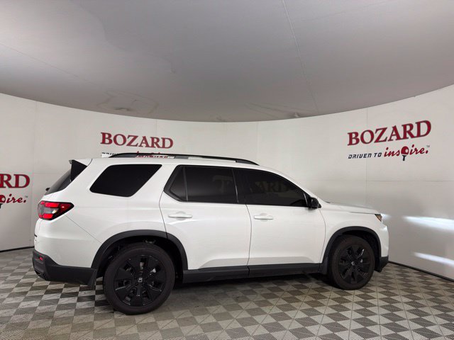 Used 2026 Honda Pilot Black Edition image 19