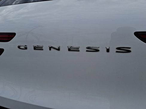 Used 2022 Genesis GV70 2.5T w/ Select Package AWD/4WD image 34